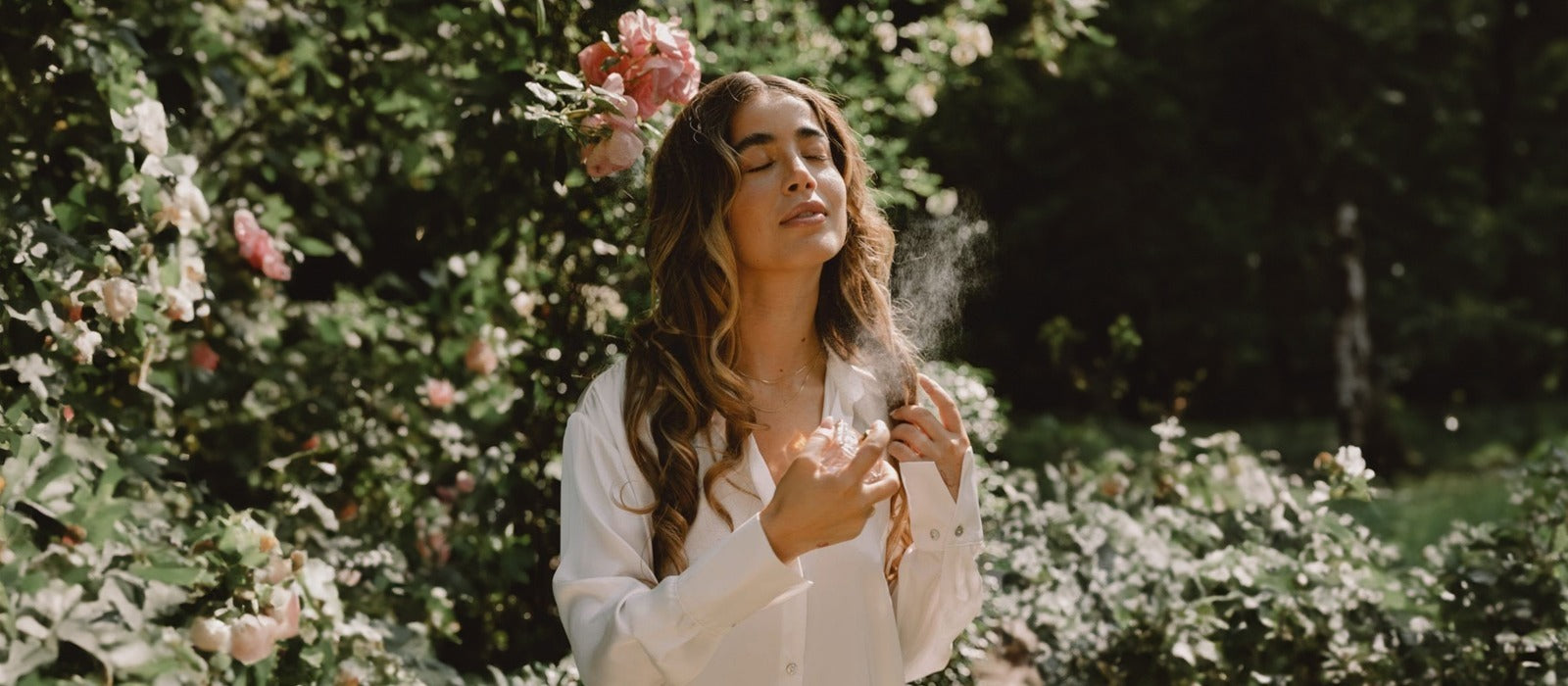 Your Skin Is a Perfume Lab: Why the Same Fragrance Smells Different on Everyone