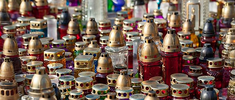 Smells Like a Mood - Link Between Perfume & Color Psychology